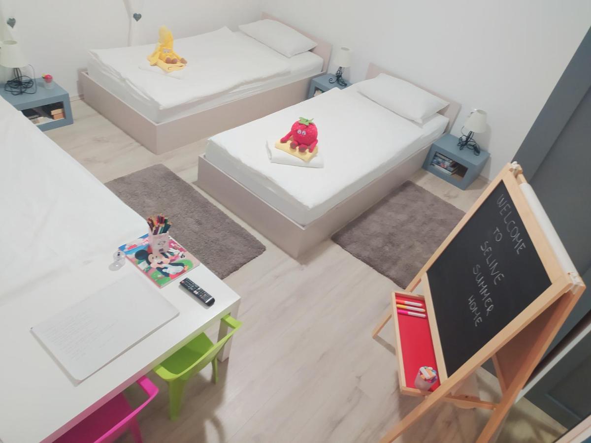 Seline Summer Home Bagian luar foto